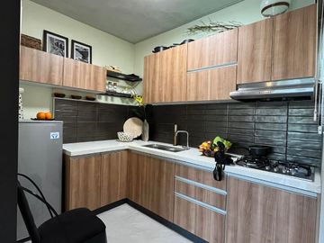 HOUSE AND LOT FOR SALE HANNA  QUADRUPLEX MINAMI RESIDENCES LOCATED GENERAL TRIAS CAVITE 45MINS AWAY FROM METRO MANILA .