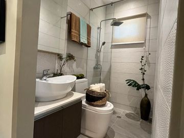 HOUSE AND LOT FOR SALE HANNA  QUADRUPLEX MINAMI RESIDENCES LOCATED GENERAL TRIAS CAVITE 45MINS AWAY FROM METRO MANILA .