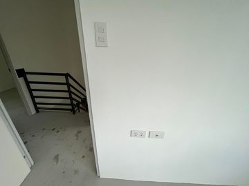 HOUSE AND LOT FOR SALE HANNA  QUADRUPLEX MINAMI RESIDENCES LOCATED GENERAL TRIAS CAVITE 45MINS AWAY FROM METRO MANILA .