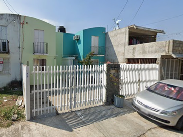 CASA EN MAGDALENA MARQUEZ,  FRACCIONAMIENTO VILLA RICA, VERACRUZ DE IGNACIO DE LA LLAVE.. ¡CASA EN REMATE! -FQA