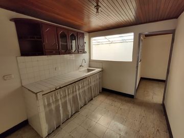 VENTA DE CASA BIFAMILIAR EL CARMEN CARTAGO