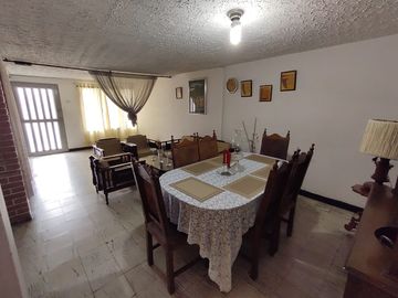 VENTA DE CASA BIFAMILIAR EL CARMEN CARTAGO