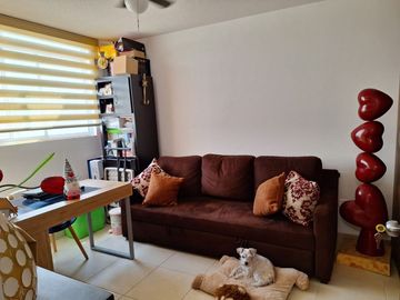 CASA EN VENTA FRACCIONAMIENTO SEMINARIO, CASI SOBRE CARRETREA 57, EJE 104, FRENTA A ZONA INDUSTRIAL DE SAN LUIS POTOSI.
