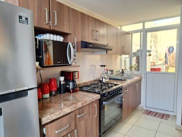 CASA EN VENTA FRACCIONAMIENTO SEMINARIO, CASI SOBRE CARRETREA 57, EJE 104, FRENTA A ZONA INDUSTRIAL DE SAN LUIS POTOSI.