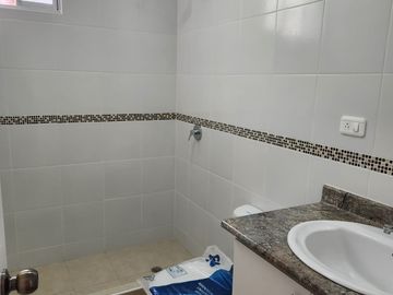 Se Vende -Departamento planta baja Sector la ESPE Valle de los Chillos.