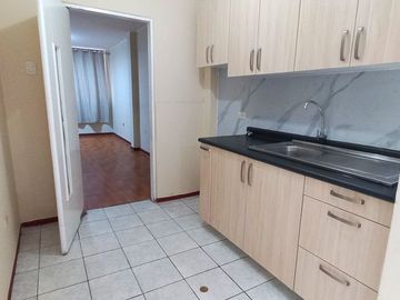 SE VENDE LINDO DEPARTAMENTO EN SURCO *PRIMER PISO *99 M2 *ZONA RESIDENCIAL DE SURCO CERCA A PARQUES *3H *2B