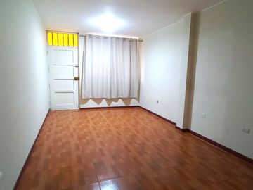 SE VENDE LINDO DEPARTAMENTO EN SURCO *PRIMER PISO *99 M2 *ZONA RESIDENCIAL DE SURCO CERCA A PARQUES *3H *2B