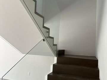 Se vende casa en Solares