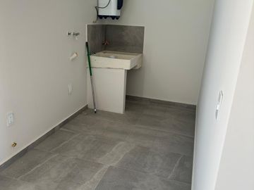 Se vende casa en Solares