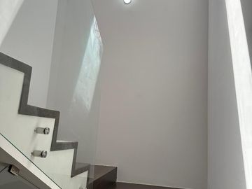 Se vende casa en Solares