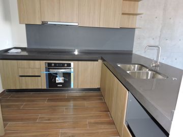 VENTA DE DEPARTAMENTOS EN CUMBRES DEL LAGO, 40 AMENIDADES, EXCELENTE UBICACION