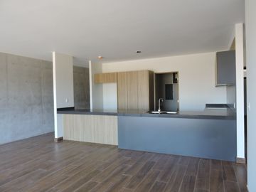 VENTA DE DEPARTAMENTOS EN CUMBRES DEL LAGO, 40 AMENIDADES, EXCELENTE UBICACION