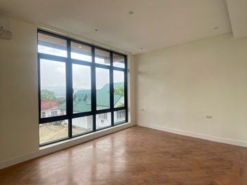 FOR SALE | Brand New House 5BR at Capitol Homes Quezon City