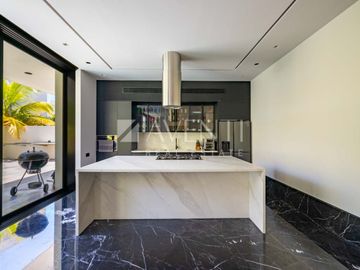 Casa en Venta en Isla Dorada Residencial en Cancún, Quintana Roo.