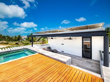 Casa en Venta en Isla Dorada Residencial en Cancún, Quintana Roo.