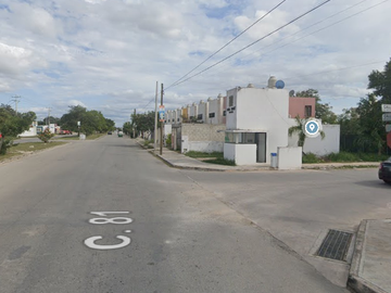 Casa de Recuperacion Bancaria en C. 81, Fraccionamiento Diamante Paseos de Opichén, 97246 Mérida, Yucatán, México