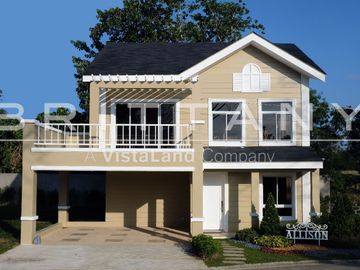 ALLISON-LUXURY HOME AT STA ROSA