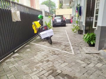 Kost Putri Dekat UNAIR, ITS, Marvel City Mall, RSUD Dr. Soetomo Surabaya