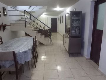 ¡Oportunidad! Venta de Casa Comercial en Plena Panamericana Norte, Los Olivos