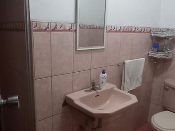 ¡Oportunidad! Venta de Casa Comercial en Plena Panamericana Norte, Los Olivos