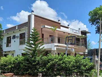 Rush‼️ Beautiful 6-Bedroom House and Lot For Sale in Antipolo City