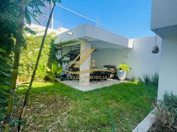 VENTA DE CASA DE LUJO  AMUEBLADA - LOMAS DEL CAMPESTRE, LEON, GTO