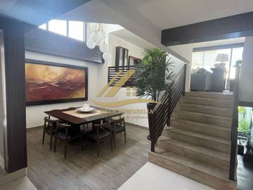 VENTA DE CASA DE LUJO  AMUEBLADA - LOMAS DEL CAMPESTRE, LEON, GTO