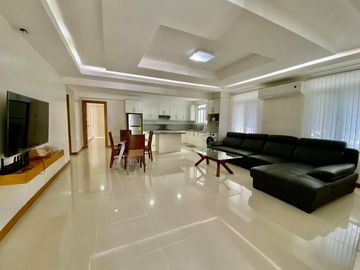 3-Storey 9 Bedroom House & Lot for RENT/SALE in Hensonville Angeles City near Clark