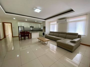 3-Storey 9 Bedroom House & Lot for RENT/SALE in Hensonville Angeles City near Clark