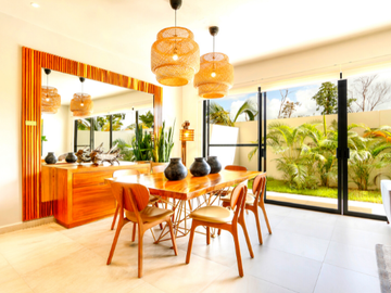 Casa en Venta con Varias Habitaciones en Selvanova, Playa del Carmen