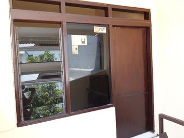 Sewa Rumah Taman Pondok Indah Wiyung Nyaman Dekat Tol Bisnis Sekolah
