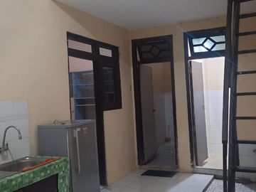 Sewa Rumah Taman Pondok Indah Wiyung Nyaman Dekat Tol Bisnis Sekolah