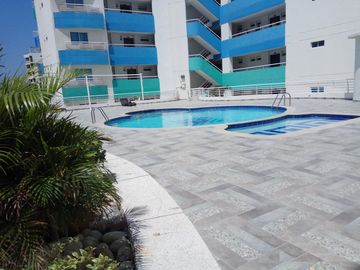 Aparrtamento de una habitacion con vista al mar en Rodadero Sur. 60 M2