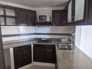 Aparrtamento de una habitacion con vista al mar en Rodadero Sur. 60 M2
