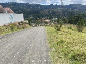 Propiedad en venta ideal para fábrica, vivienda o quinta sector Chuquipata (UNAE)