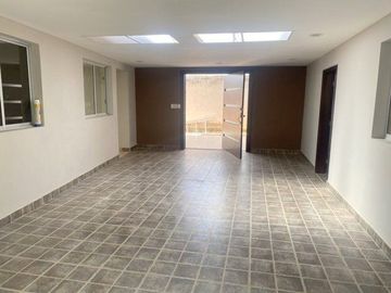 Propiedad en venta ideal para fábrica, vivienda o quinta sector Chuquipata (UNAE)