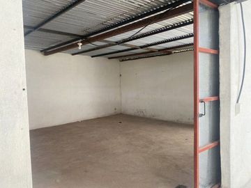 Propiedad en venta ideal para fábrica, vivienda o quinta sector Chuquipata (UNAE)