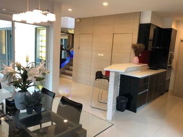 Detached House Nirvana Sathorn (5 Minutes To Wutthakat BTS) Ref: 9244