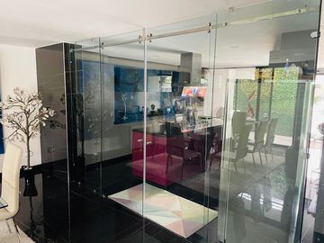 Venta Excelente Casa Zona Angelópolis, muy cerca SONATA