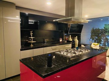 Venta Excelente Casa Zona Angelópolis, muy cerca SONATA