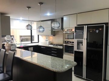 Venta Departamento Calle  Sector Iñaquito
