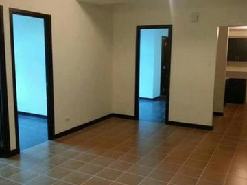 Rent to Own San Lorenzo Place 1 Bedrooms 30k Monthly Makati BGC Moa