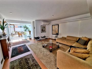 VENTA DE DEPARTAMENTO DUPLEX, 200 M2, 3 DORM, 4 BAÑOS, 2 GARAJES, GAS GLP