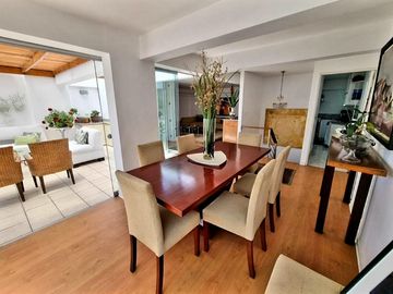VENTA DE DEPARTAMENTO DUPLEX, 200 M2, 3 DORM, 4 BAÑOS, 2 GARAJES, GAS GLP