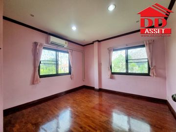 ขายบ้านเดี่ยว 2 ชั้น พีพีแลนด์โครงการ1 ลพบุรี บ้านหลังมุม อำเภอเมืองลพบุรี ใกล้บิ๊กซีลพบุรี1