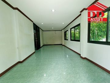 ขายบ้านเดี่ยว 2 ชั้น พีพีแลนด์โครงการ1 ลพบุรี บ้านหลังมุม อำเภอเมืองลพบุรี ใกล้บิ๊กซีลพบุรี1
