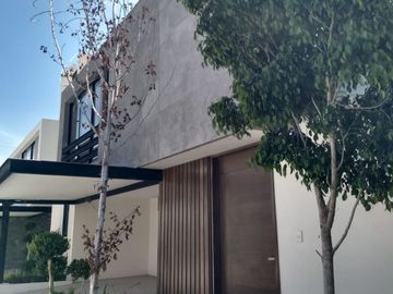 Venta de casa en Pachuca 3 recamaras a 15 minutos de Zona Plateada y Galerias Pachuca