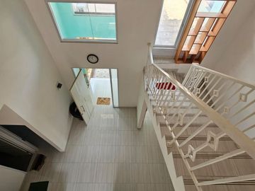 Rumah Jual Cepat Furnished di Sawah Baru Ciputat 11123-LR 0811189----