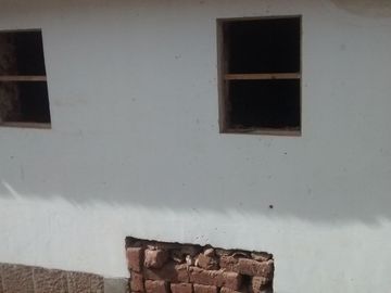 En venta casa como terreno en CHINCHERO URUBAMBA CUSCO