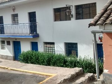 En venta casa como terreno en CHINCHERO URUBAMBA CUSCO